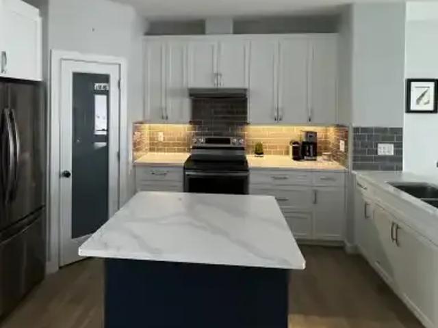 For Rent 3 Bedroom Townhouse Sherwood Park AB DS101986655