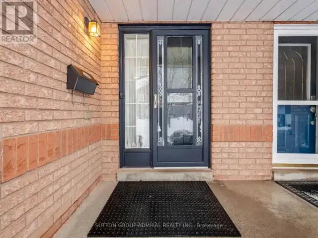 For Rent 3 Bedroom Townhouse Vaughan ON DS103879727