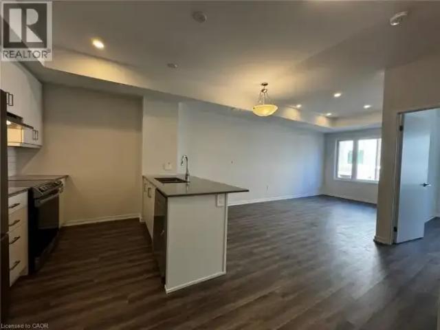 For Rent 3 Bedroom Townhouse Vaughan ON DS104563630