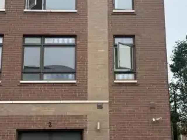 For Rent 3 Bedroom Townhouse Vaughan ON DS104941052