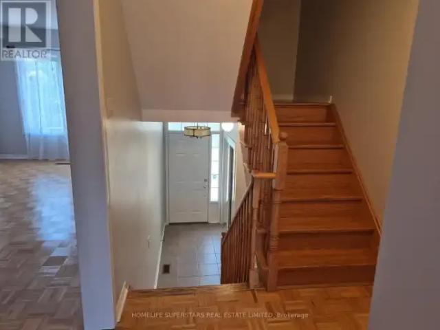 For Rent 3 Bedroom Townhouse Vaughan ON DS105023376