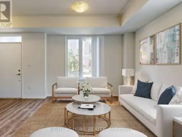 For Rent 3 Bedroom Townhouse Vaughan ON DS105151021