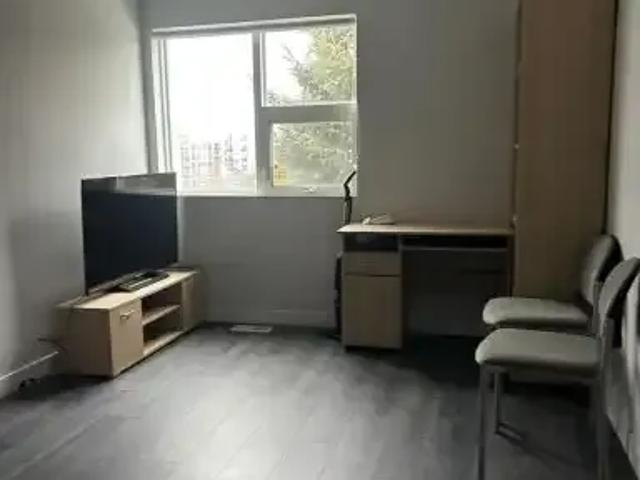 For Rent 3 Bedroom Townhouse Waterloo ON DLS100761537