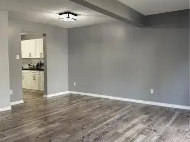 For Rent 3 Bedroom Townhouse Waterloo ON DLS101262139