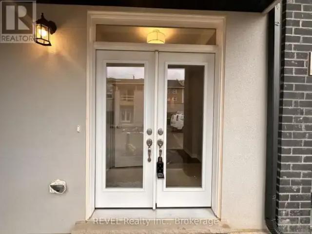 For Rent 3 Bedroom Townhouse Welland ON DS103740119