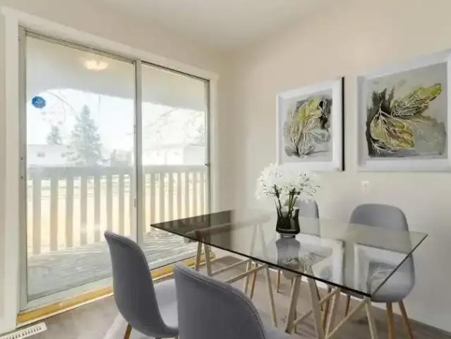For Rent 3 Bedroom Townhouse Wetaskiwin AB DLS103010954