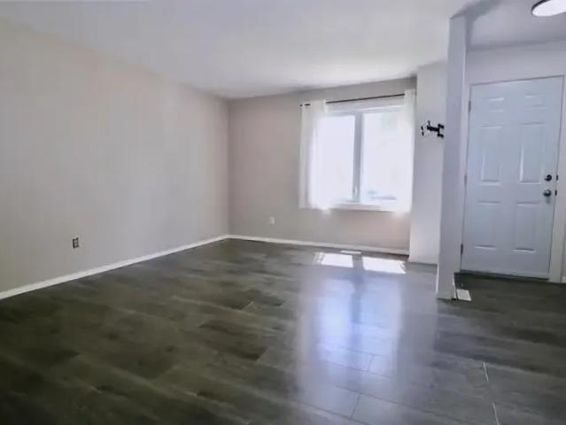 For Rent 3 Bedroom Townhouse Winnipeg MB DS104433908
