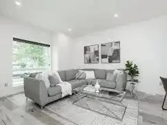 For Rent 3 Bedroom Townhouse Winnipeg MB DS102700868