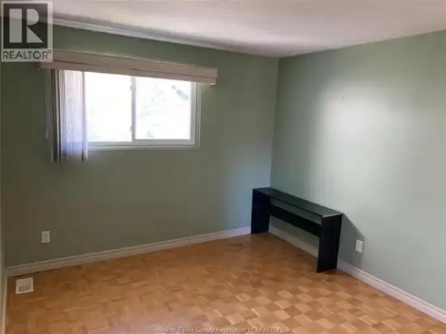 For Rent 3 Bedroom Townhouse Windsor ON DLS103091768