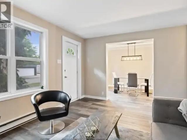 For Rent 3 Bedroom Townhouse Windsor ON DS103840437