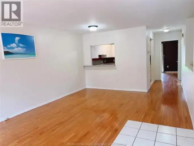 For Rent 3 Bedroom Townhouse Windsor ON DS105135705