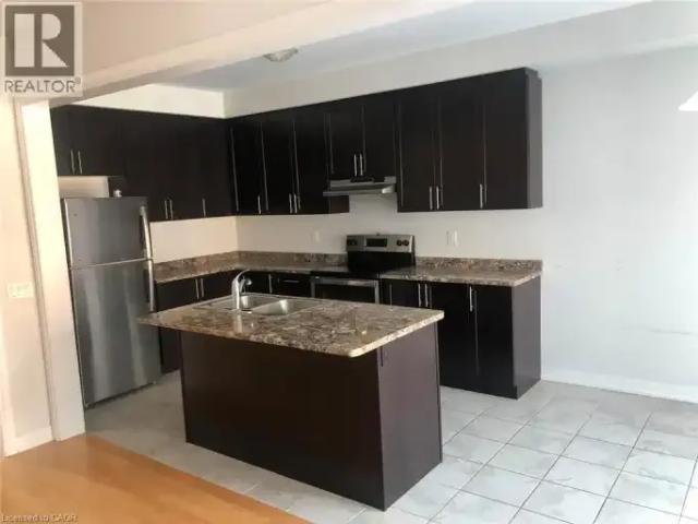 For Rent 3 Bedroom Townhouse Woodstock ON DS103740128