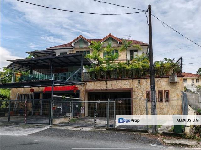 For Rent. 3 Storey Cluster House Commercial House @ Jalan Abdul Samad, Johor