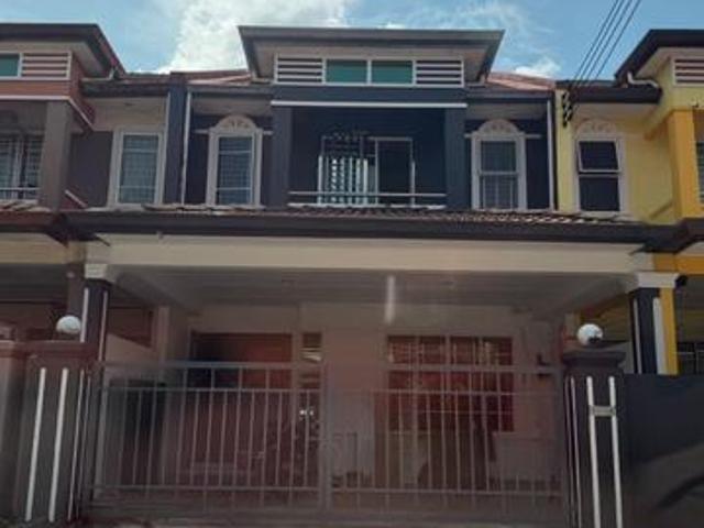 For Rent Taman UNI Garden Double Storey House Kuching Samarahan