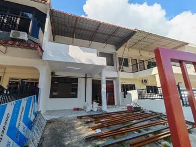 For Rent Taman Sentosa Double Storey New Painting Partial Furnished