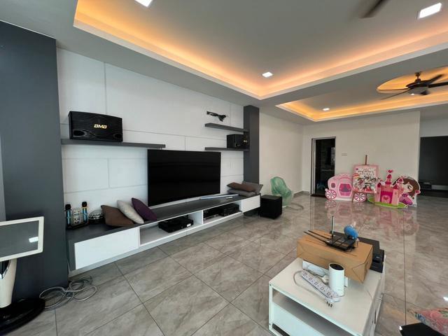 For Rent Tepi Sungai Klang Single Storey Terrace built in wardrobe