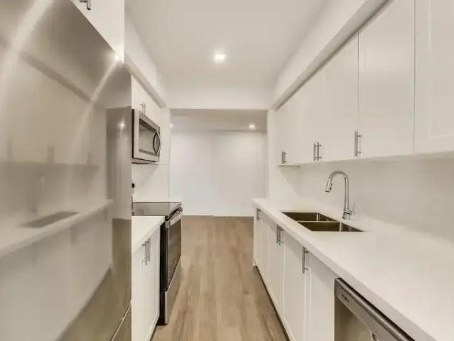 For Rent Townhouse North York ON DS104841400