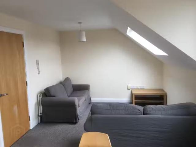 Unique Unit 10, 14 Cherryville Street