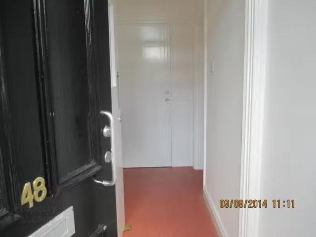Nice Unit 1, 48 College Park Ave