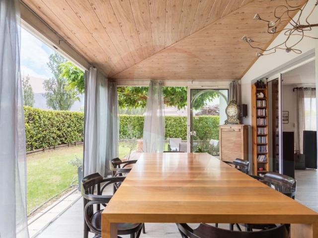 For rent: very pretty semi detached villa 10 minutes from Carouge