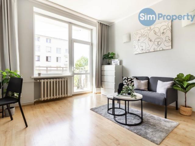For rent a studio apartment next to the Market Square. Available from August
