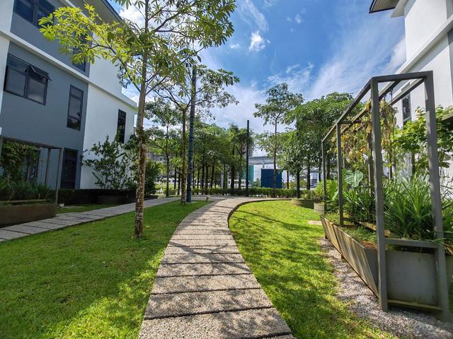 FOR RENT Alyvia Townhouse Upper Unit