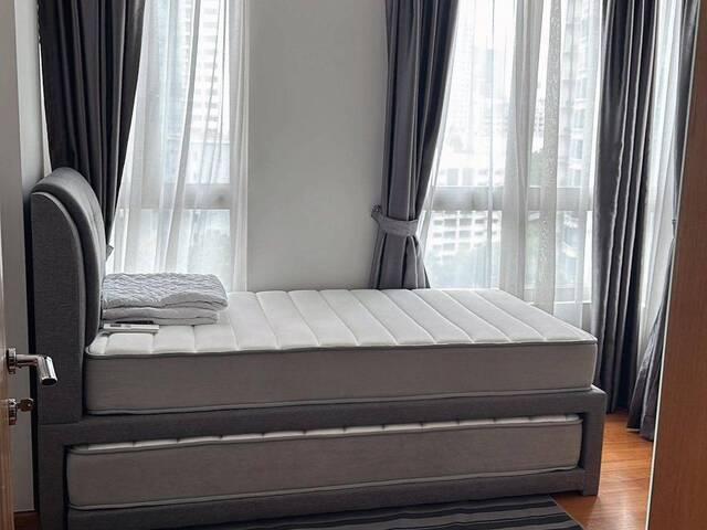 For Rent: Amaryllis Ville Condo Newton 2 Bedroom+ study 980 sqft $5,300