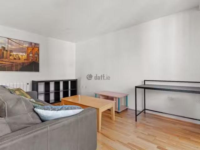 For Rent! Apartment 151, The Crescent, Park West Pointe, Yeat.