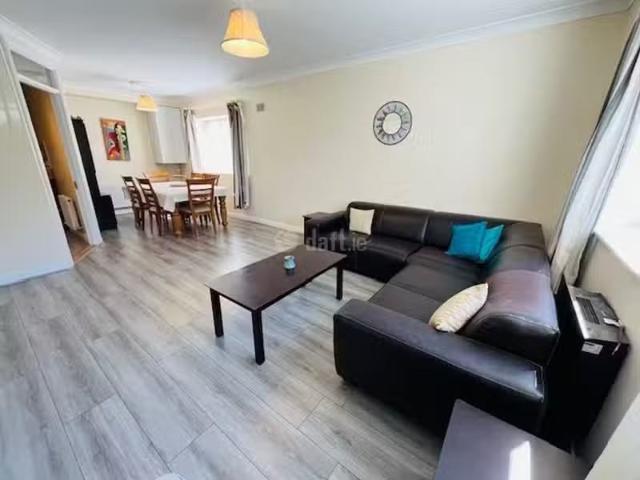 Deal! Apartment 36, Block C, The Birches, Kilnacourt Woods, Po.