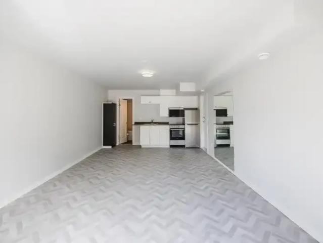 For Rent Apartment Chilliwack BC DS102578758