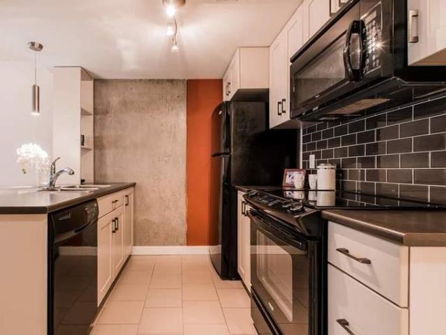 For Rent Apartment Edmonton AB DS96586029