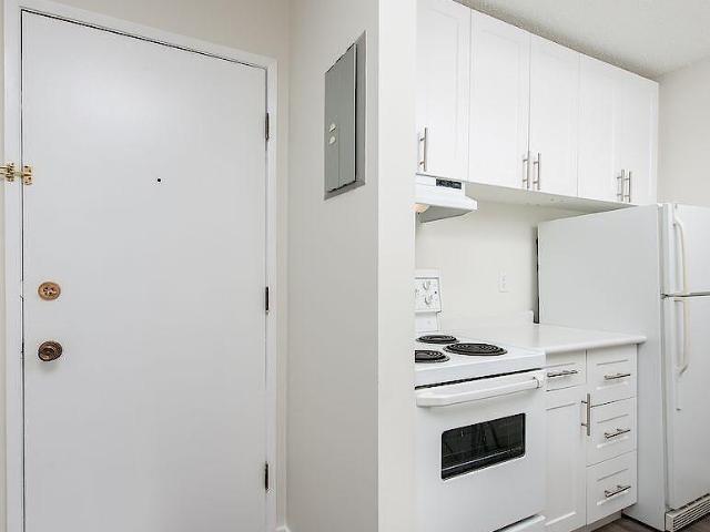 For Rent Apartment Edmonton AB DS98313209