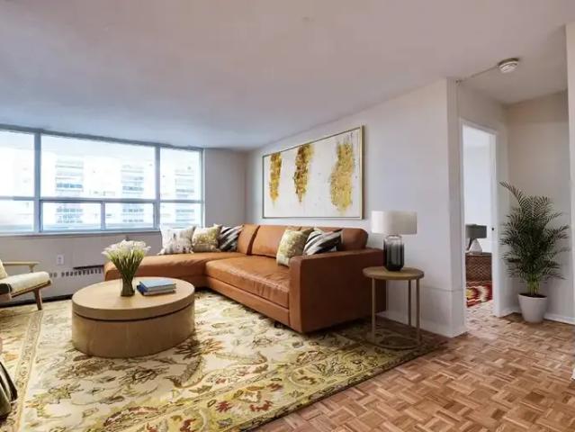 For Rent Apartment Etobicoke ON DS103150774
