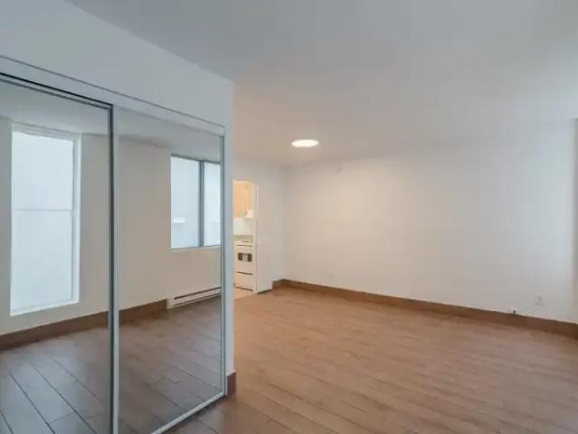 For Rent Apartment Montreal QC DLS100330057