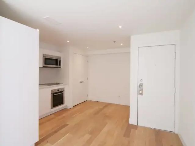 For Rent Apartment Montreal QC DS104597305