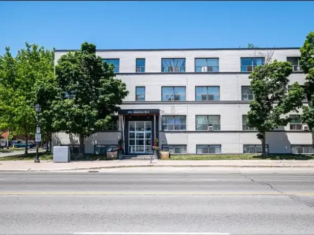 For Rent Apartment Mississauga ON DS102587426