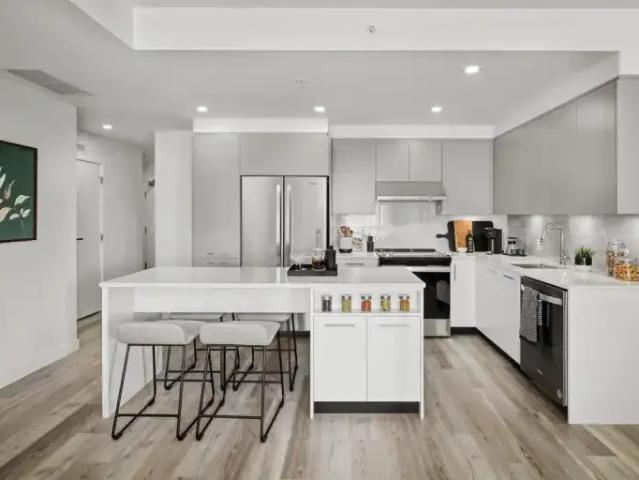 For Rent Apartment North Vancouver BC DLS102951456