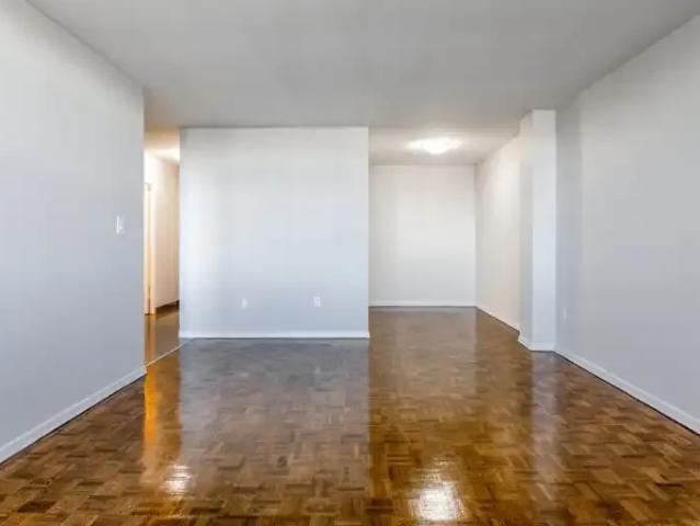 For Rent Apartment North York ON DS103367647