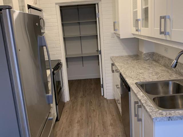 For Rent Apartment Saskatoon SK DS98309280