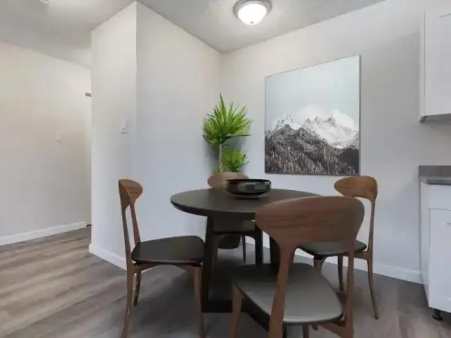 For Rent Apartment Saskatoon SK DS99672793