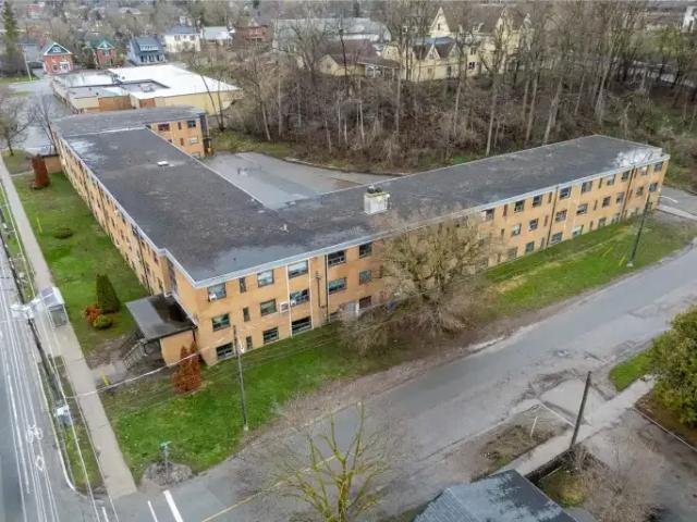 For Rent Apartment Peterborough ON DS104940382