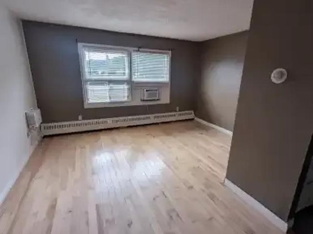 For Rent Apartment Regina SK DS104400252