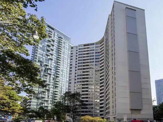 For Rent Apartment Toronto ON DS102052159