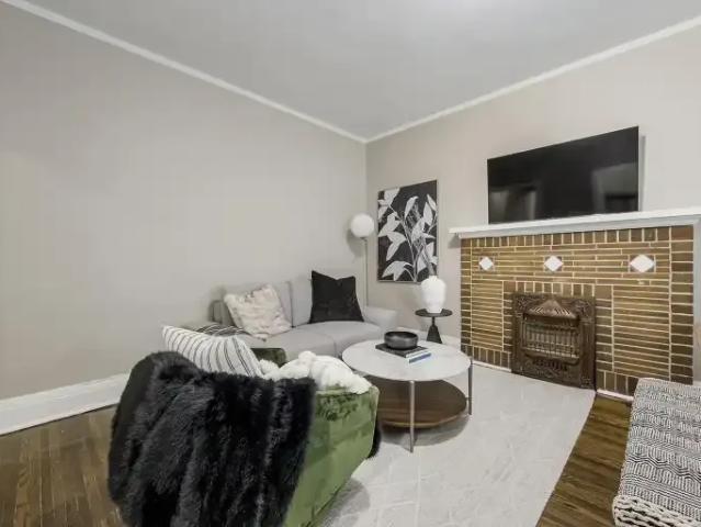 For Rent Apartment Toronto ON DS102052403