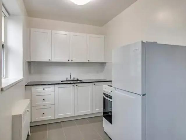 For Rent Apartment Toronto ON DS102518186