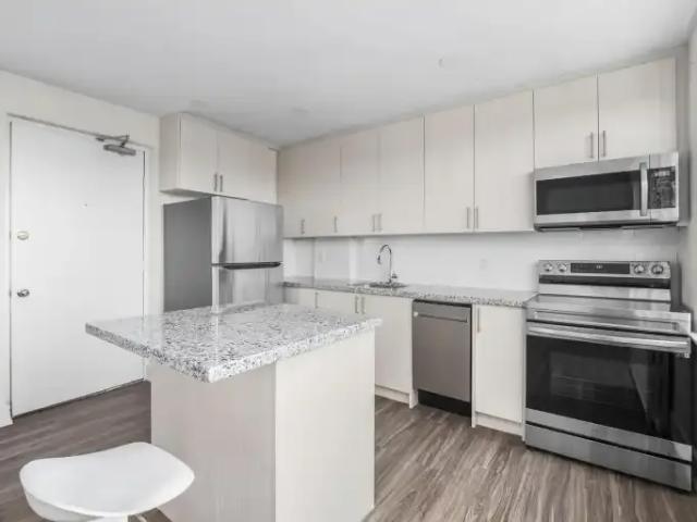 For Rent Apartment Toronto ON DS102770633