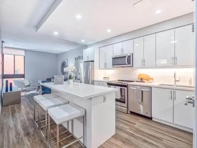 For Rent Apartment Toronto ON DS102951571