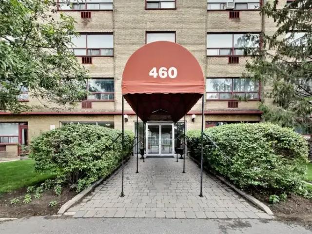 For Rent Apartment Toronto ON DS102914364