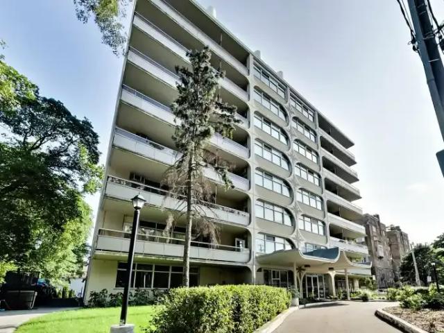 For Rent Apartment Toronto ON DS102914366