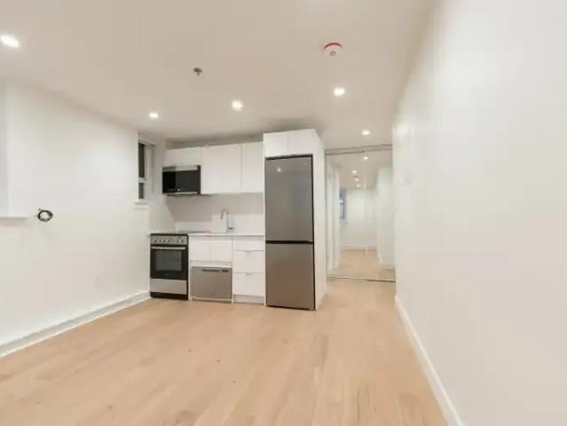 For Rent Apartment Toronto ON DS103090596